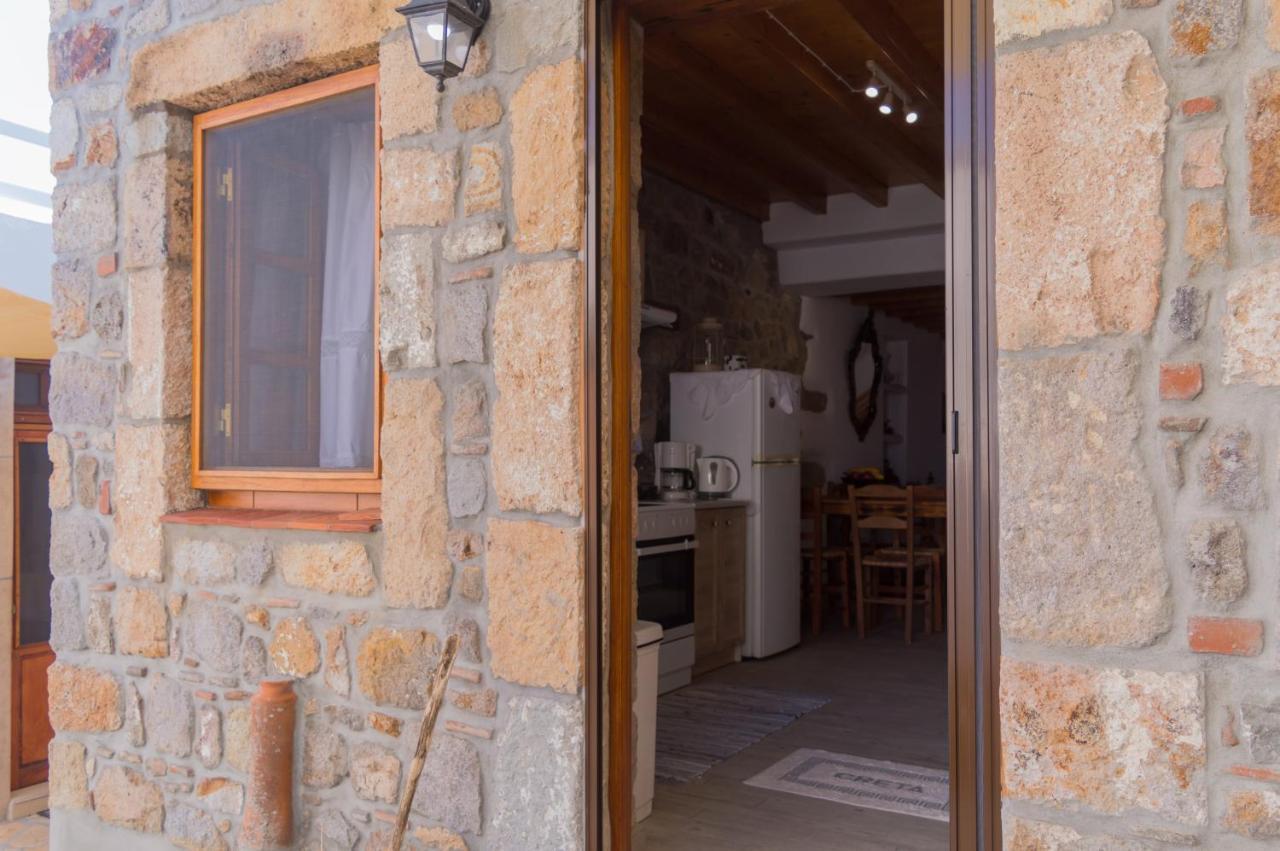 Manos House In Chora Villa Patmos Town Exterior photo