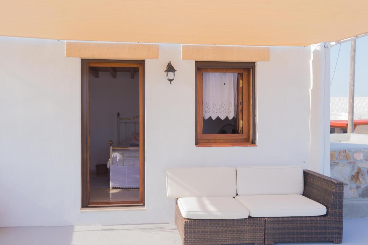 Manos House In Chora Villa Patmos Town Exterior photo