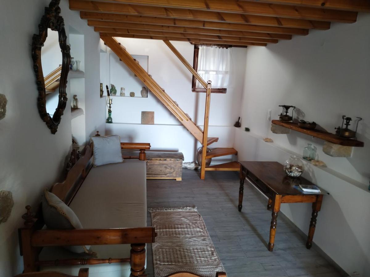 Manos House In Chora Villa Patmos Town Exterior photo
